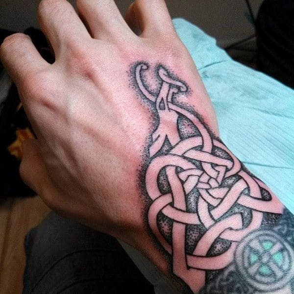 tatuaje dragon celta