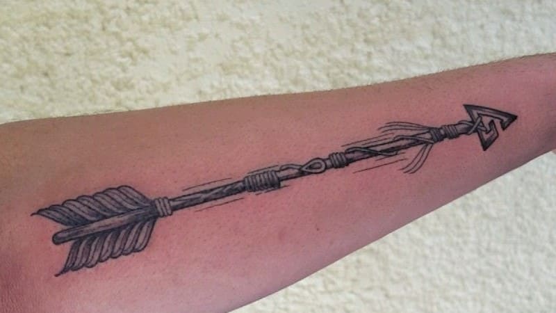 tatuajes símbolos vikingos flecha